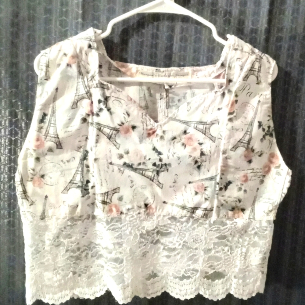 A Blouse with Paris eiffel tower prints on the  cotton fabric